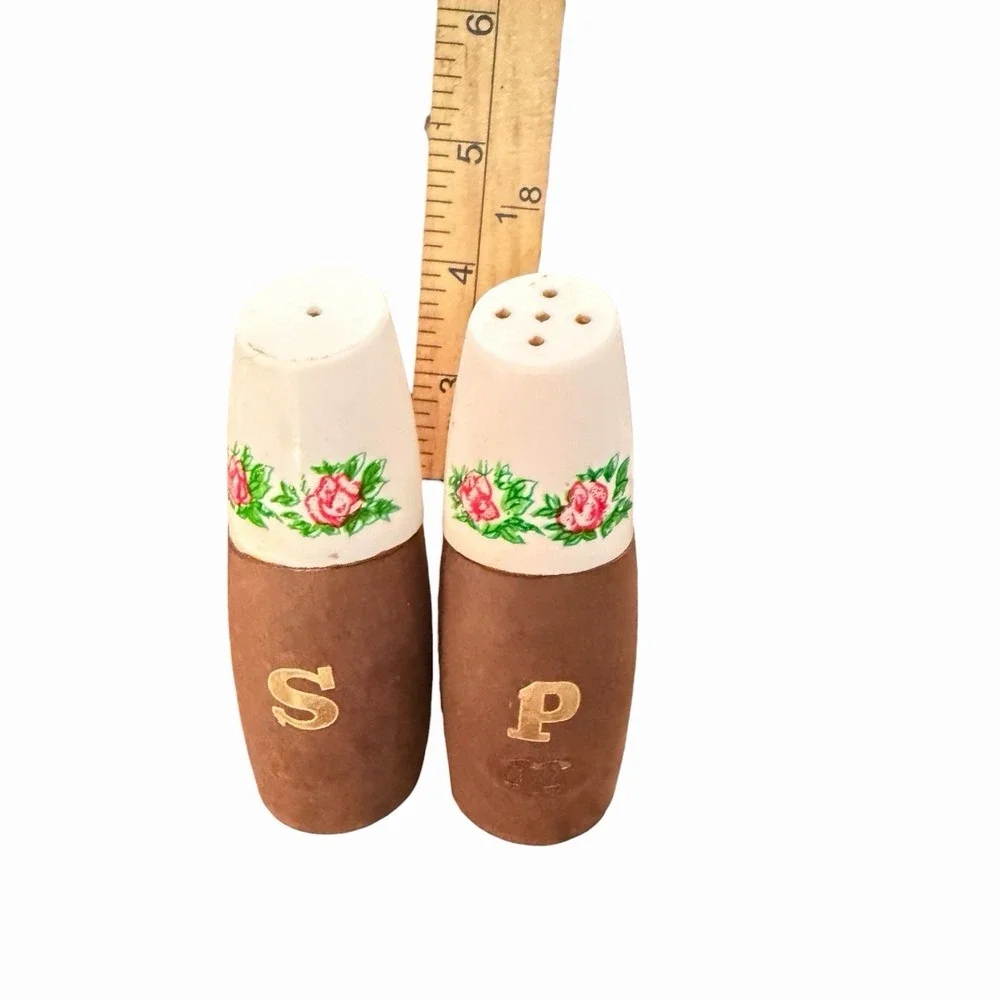 VTG Wood And Porcelain Salt Pepper Shaker Set With Floral Design MCM & Cottage